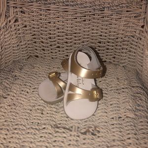 Gold/Platinum Salt Waters size 3